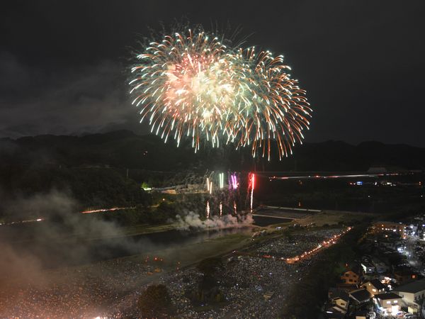 8月23日 第43回相模原納涼花火大会 相模原市中央区フォトニュース